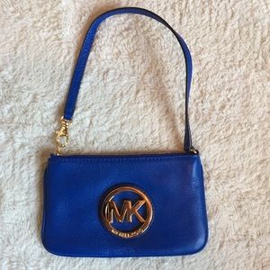 NWOT — {MK} wristlet